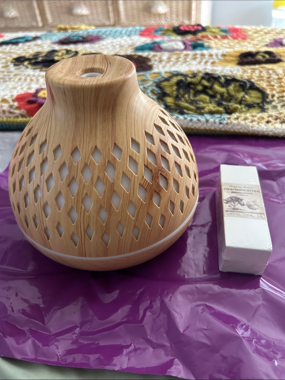 Wood Grain Ultrasonic Aroma Diffuser - Natural Wood Including bottle of oil